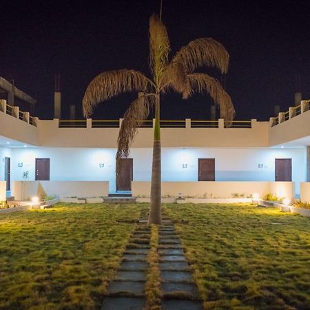 Seagull Beach Resort Chirala エクステリア 写真