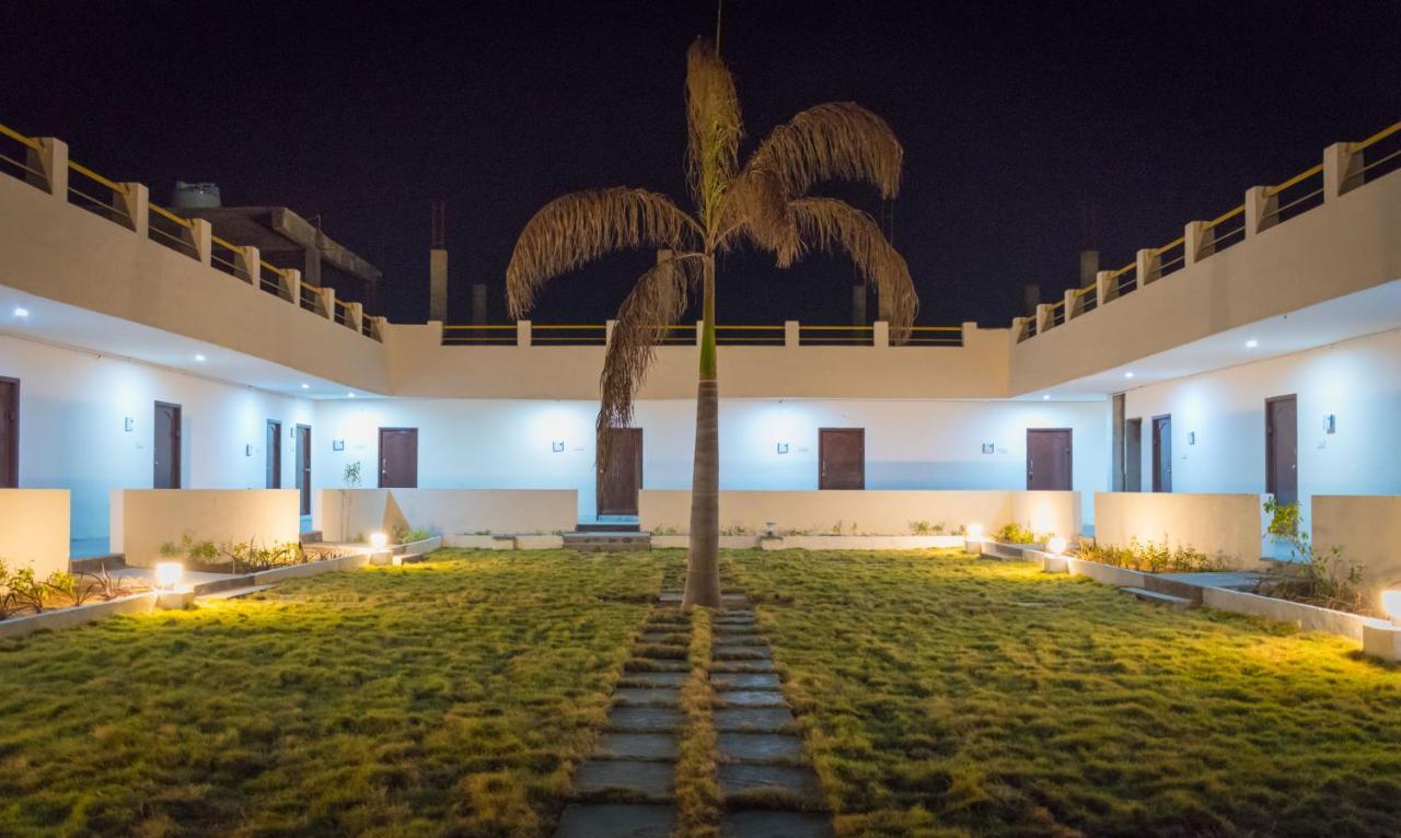 Seagull Beach Resort Chirala エクステリア 写真
